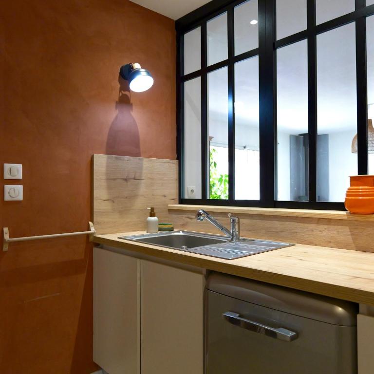 Maison Cosy - 3 Ch - 6 pers - WIFI, Accès direct forêt - Three-Bedroom House - 32