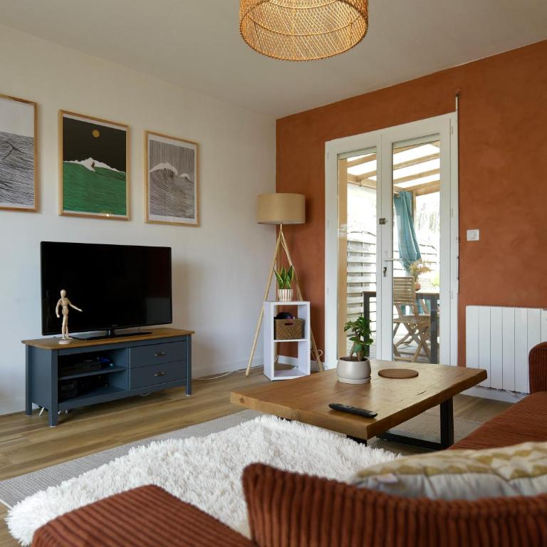 Maison Cosy - 3 Ch - 6 pers - WIFI, Accès direct forêt - Three-Bedroom House - 34