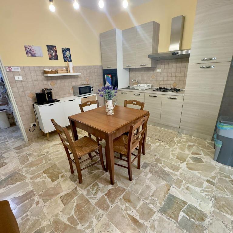 Sotto i Monti House - Standard Apartment mit 3 Schlafzimmern - 2