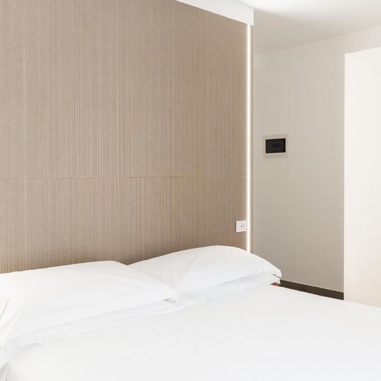 Flamingo affittacamere - Double Room with Balcony - 9