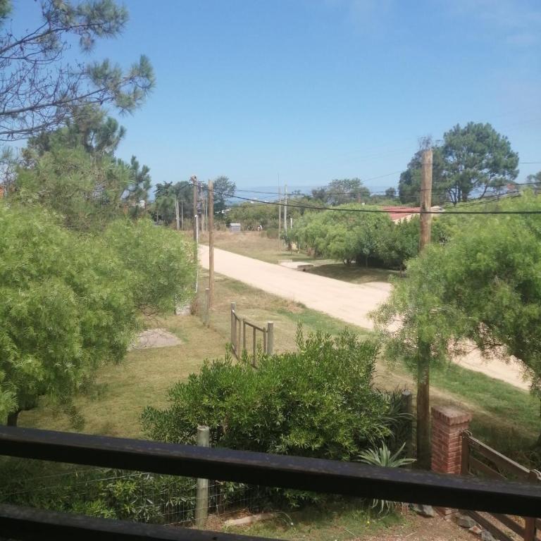 Casa en Balneario Buenos Aires - Two-Bedroom House - 5