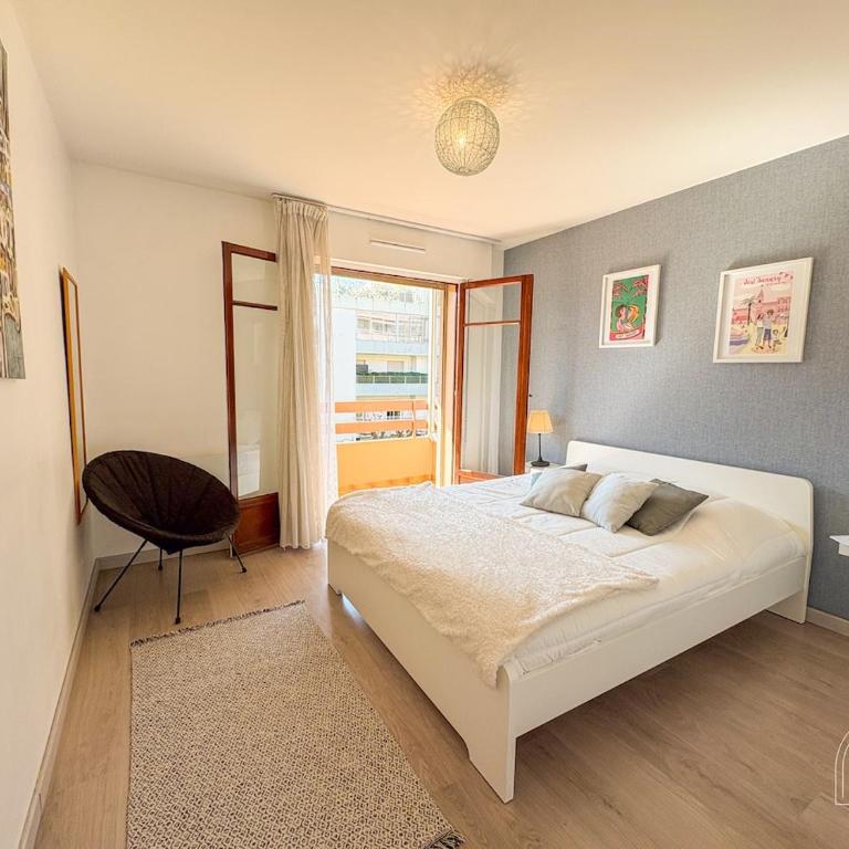 T3 traversant proche du centre ville de Sanary - Appartement 2 Chambres - 9