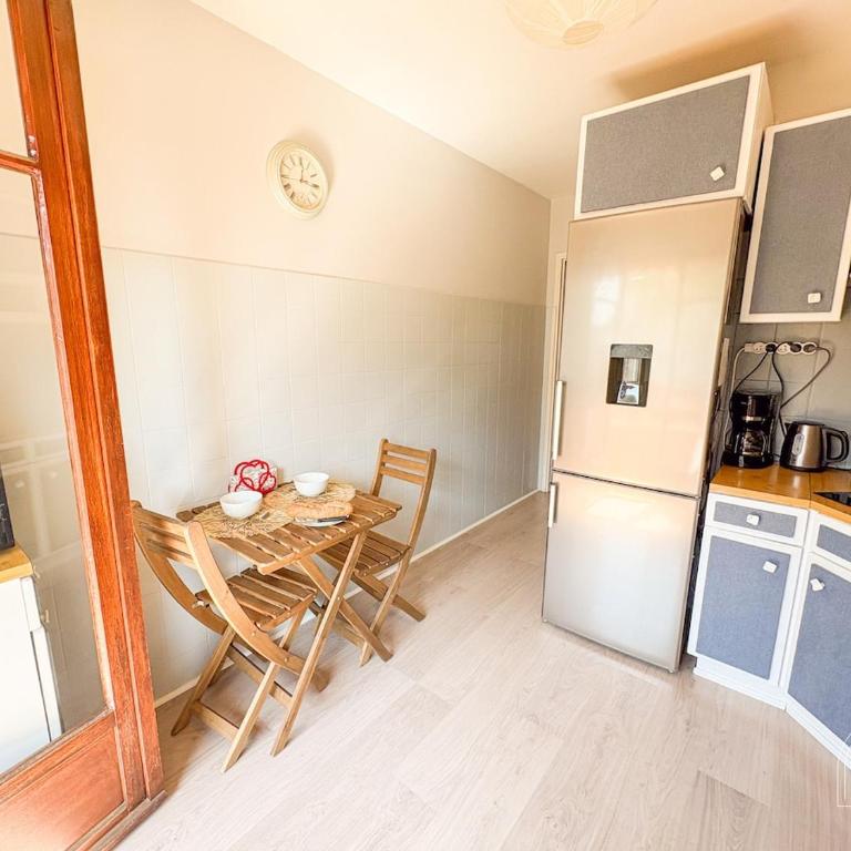 T3 traversant proche du centre ville de Sanary - Appartement 2 Chambres - 16