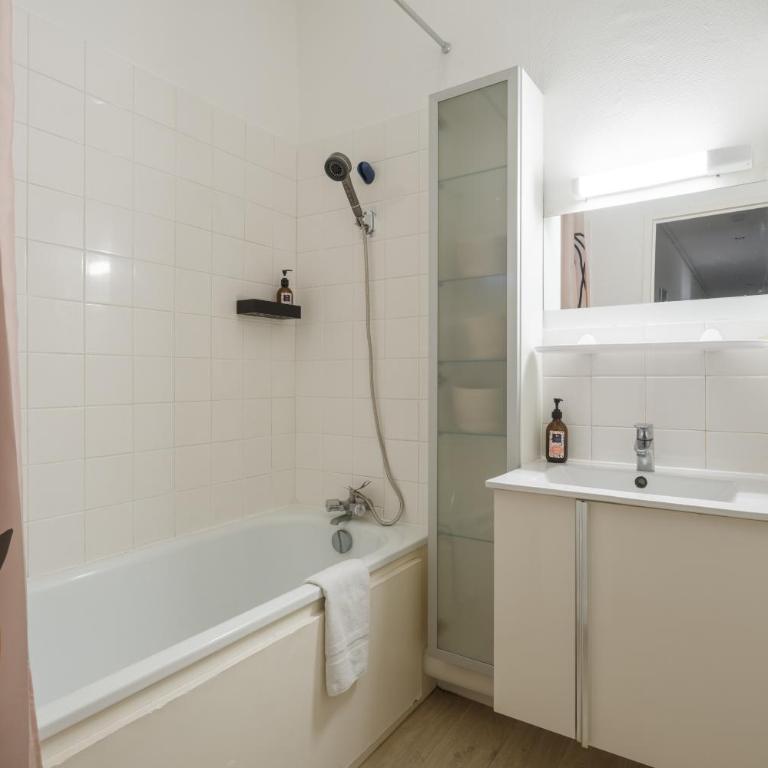 Charme ancien au cœur de Nantes - 2 ch - 6 pers - Apartment mit 2 Schlafzimmern - 4