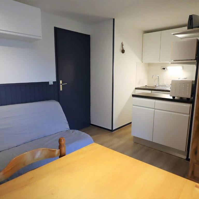 Appartement cosy 2 étoiles avec balcon et piscine – Idéal pour 4/5 pers. proche station de ski - Appartement 1 Chambre - 5