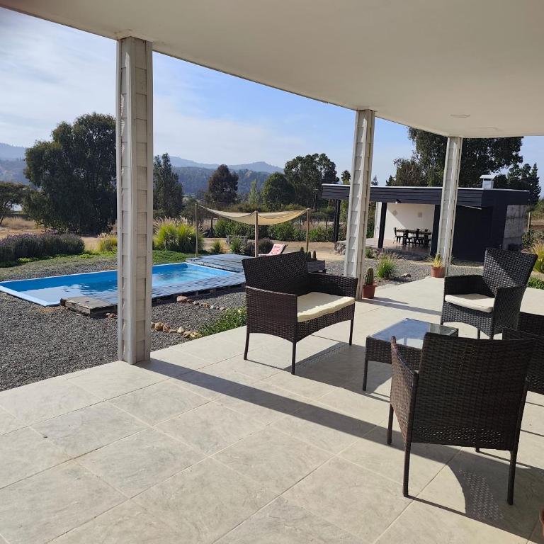 Hermosa casa en lago rapel - Three-Bedroom House - 1