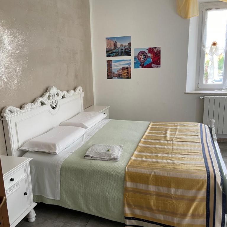 Le camere del Baldo parcheggio gratuito in centro storico - Camera Matrimoniale Deluxe con Balcone - 17