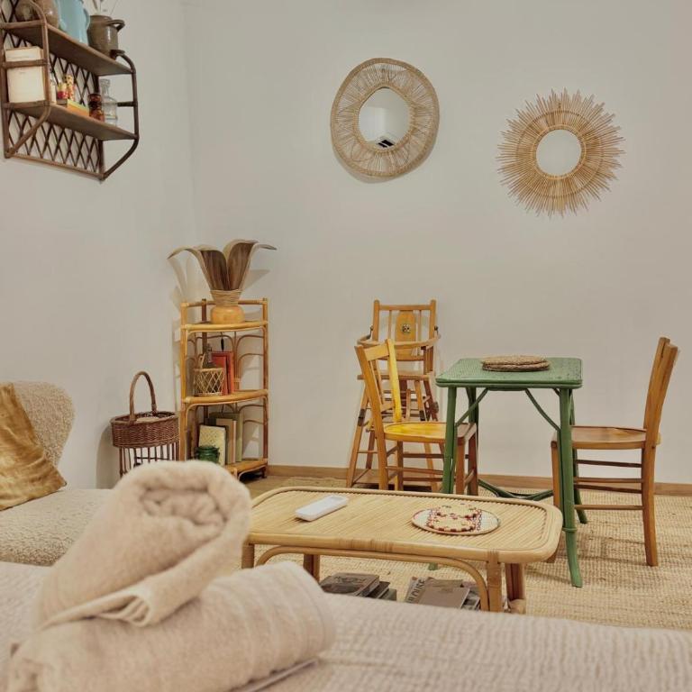 Le Brou, appartement de caractère du centre historique de Sarlat - Apartamento de 1 dormitorio - 34