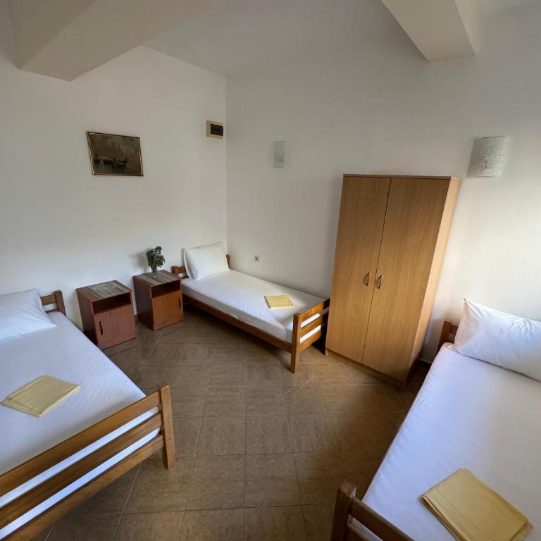 Guest House Ugljevarevic - Studio Apartman - 7