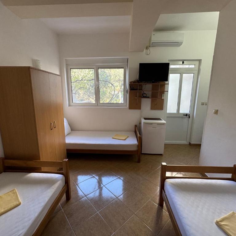 Guest House Ugljevarevic - Studio Apartman - 9