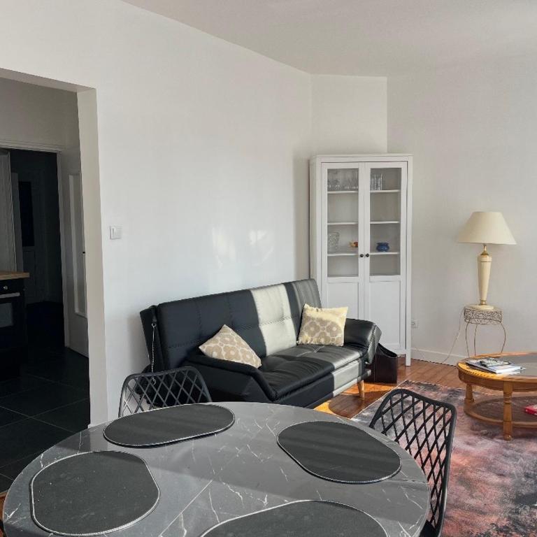 Appartement à 100m de la plage - One-Bedroom Apartment - 5