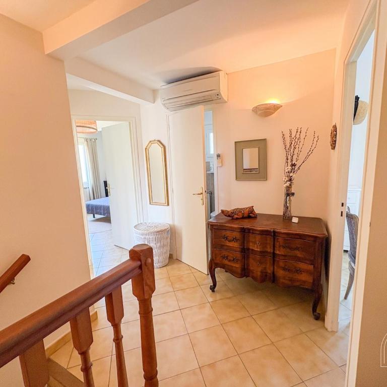 Charmante maison provençale proche de la plage - Maison 4 Chambres - 5