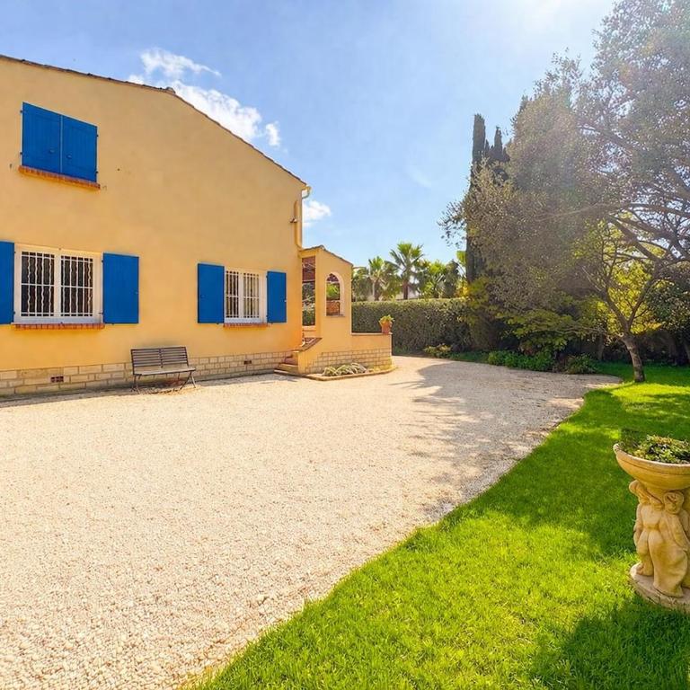 Charmante maison provençale proche de la plage - Maison 4 Chambres - 30