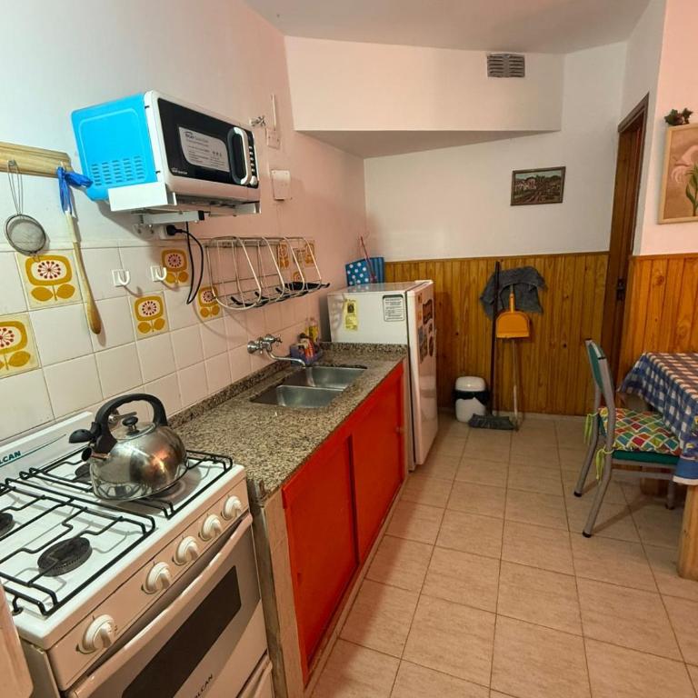 Departamento familiar a 10 metros de la playa - Two-Bedroom Apartment - 13