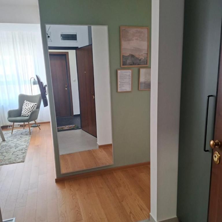 Olive NOOK - Two-Bedroom Apartment with Balcony - 29
