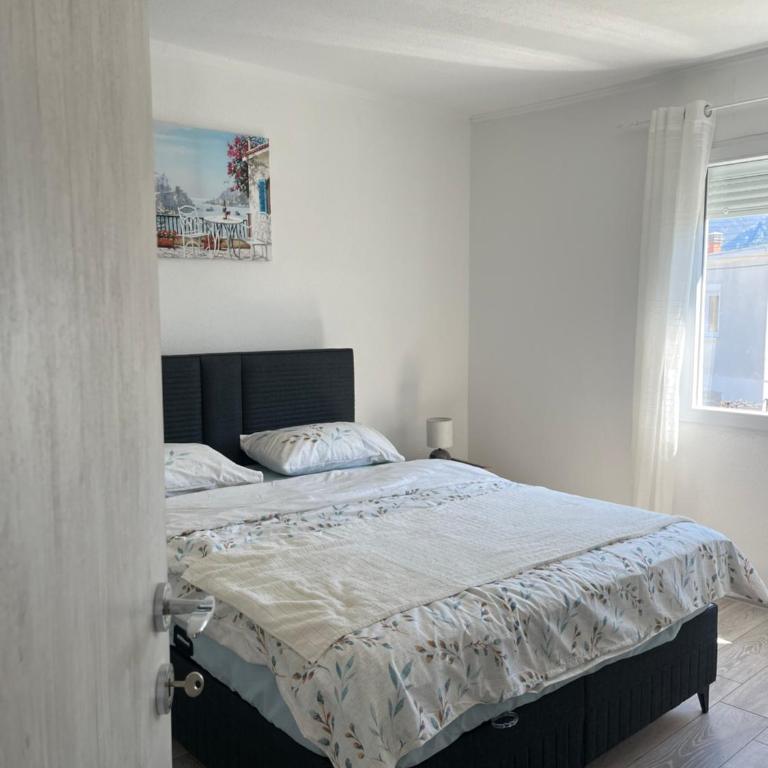 Apartment White Rose - One-Bedroom Apartment - 7
