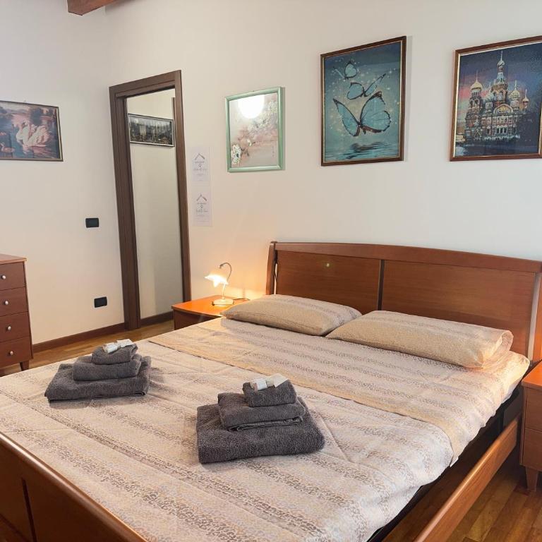 Free Park and Swimming Pool, Centre of Peschiera - One-Bedroom Apartment - 12