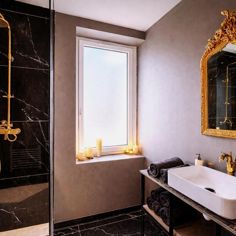 La majestueuse, SPA XXL, Day use, Suite de luxe, 5 min centre - Appartement 1 Chambre - 14