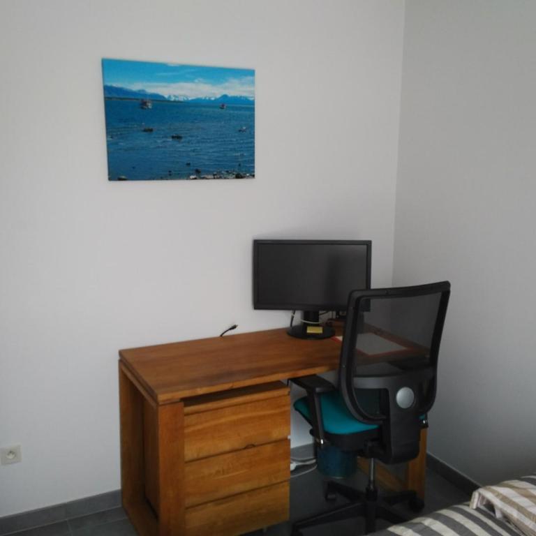 Chambre chez l'habitant à 900m de la PartDieu - Chambre Double avec Salle de Bains Commune - 3
