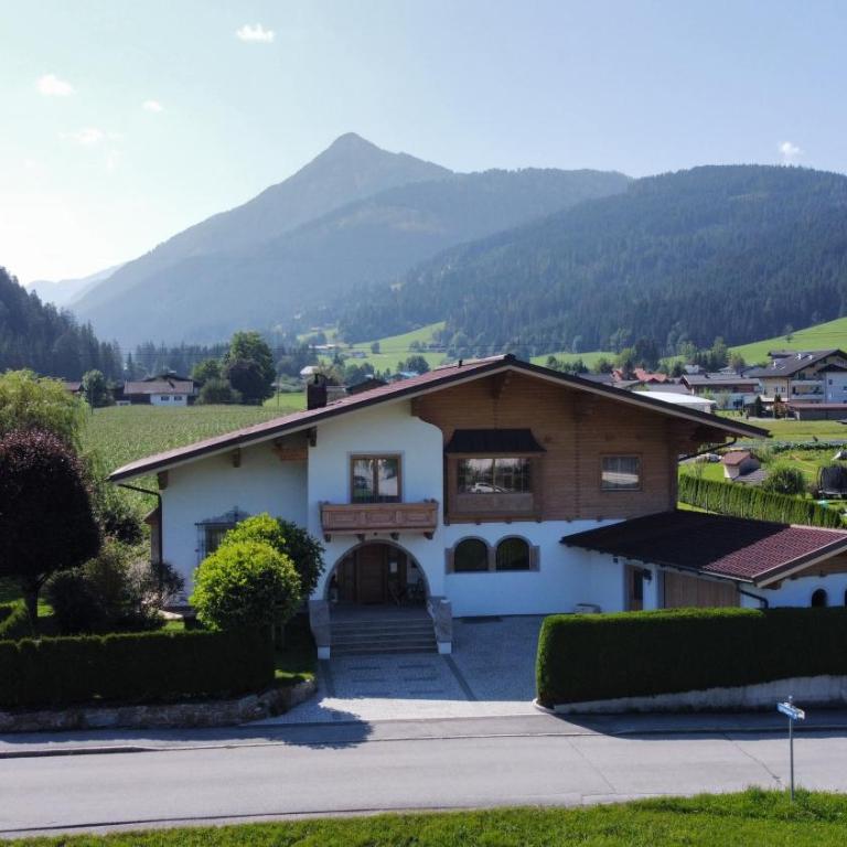 Das Landhaus - Großzügiges Ferienhaus in Altenmarkt - Haus mit 3 Schlafzimmern - 1