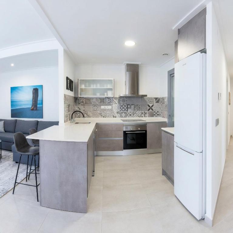 Villa Amalia - Three-Bedroom Villa - 11