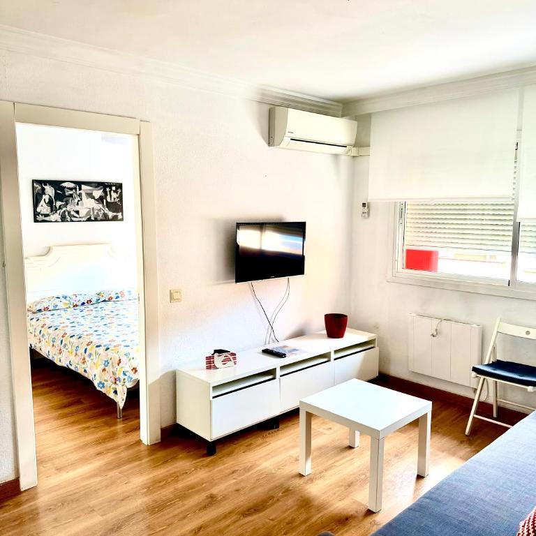 Ana's Apartment parking gratuito - Studio Apartment - 2