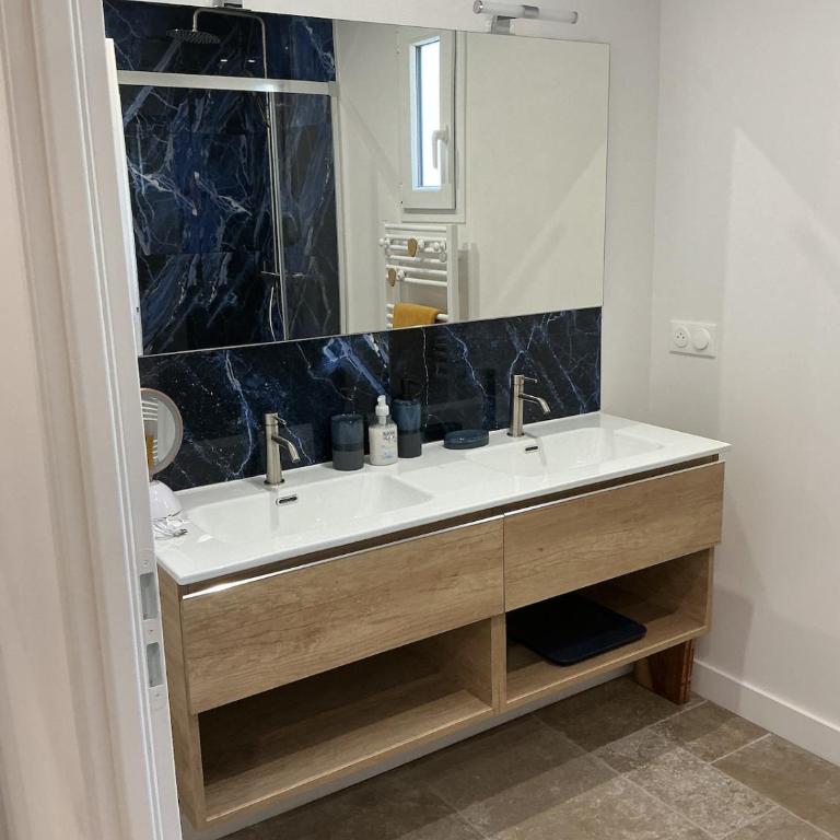 Maison de vacances Helios - Three-Bedroom House - 39