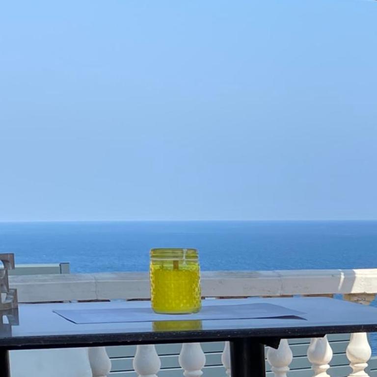 Studio et son Rooftop Panoramique Privé, Saint Raphaël, Anthéor, plage et gare à Pieds - Studio mit Meerblick - 1