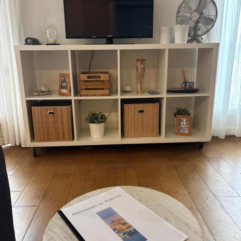 Studio 1er Consul - Appartement 1 Chambre - 17