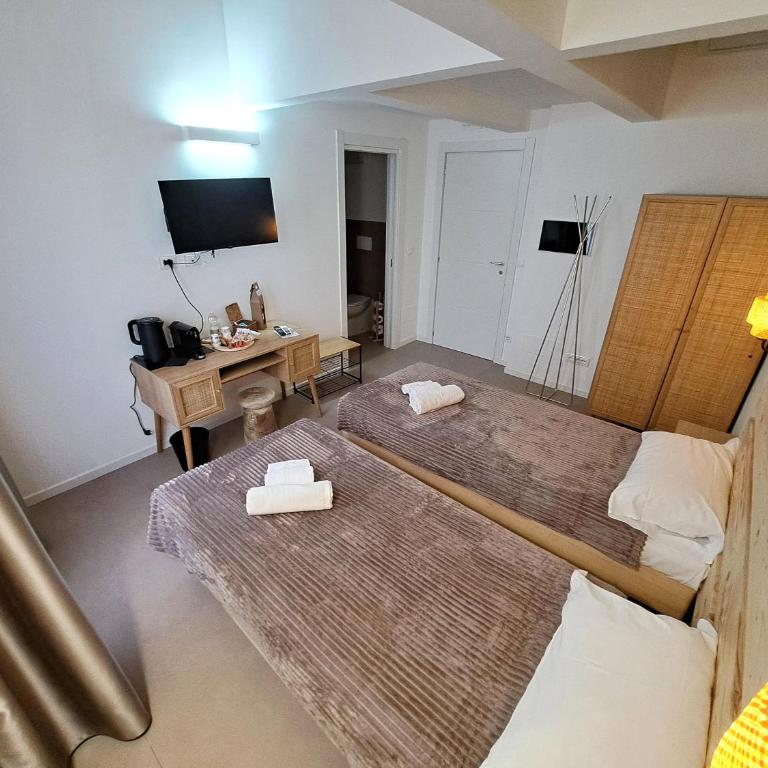 Bologna Rooms & Art - Economy Double Room - 11