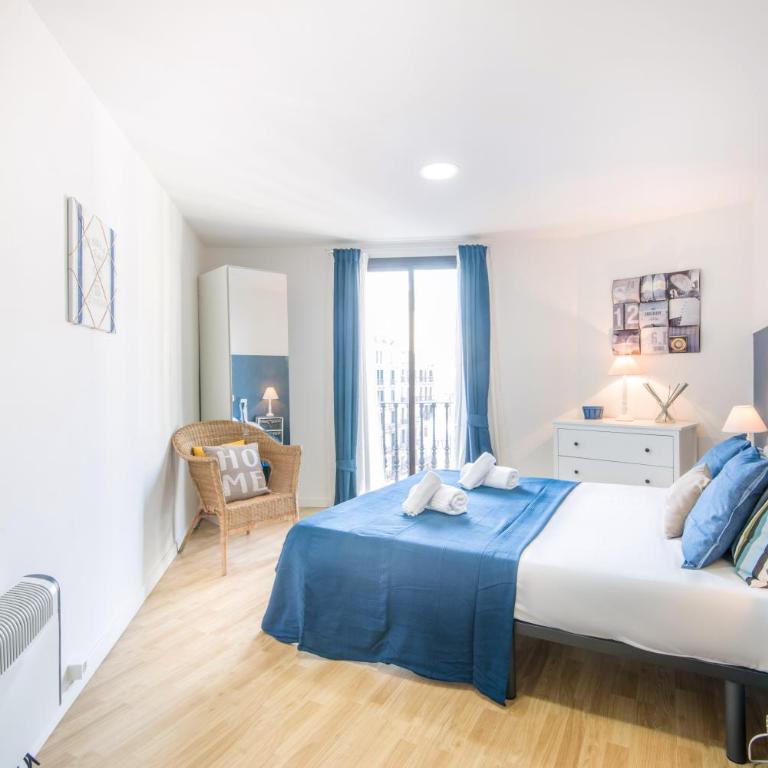 Be Barcelona Plaza Catalunya - Four-Bedroom Apartment - Balmes, 12 - 30