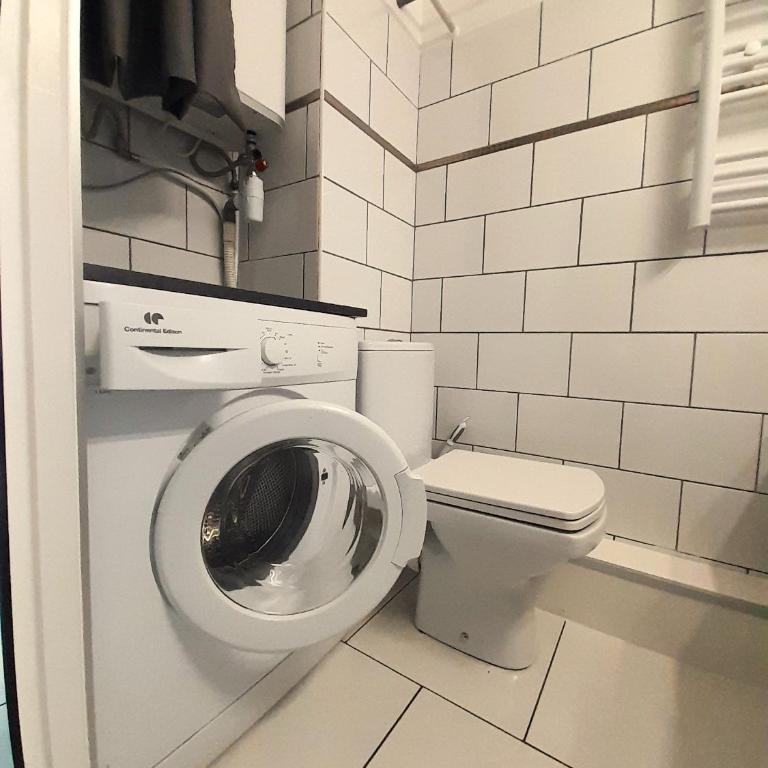 Héliopolis studio de charme naturiste avec terrasse et parking privé - Apartamento de 1 dormitorio - 15