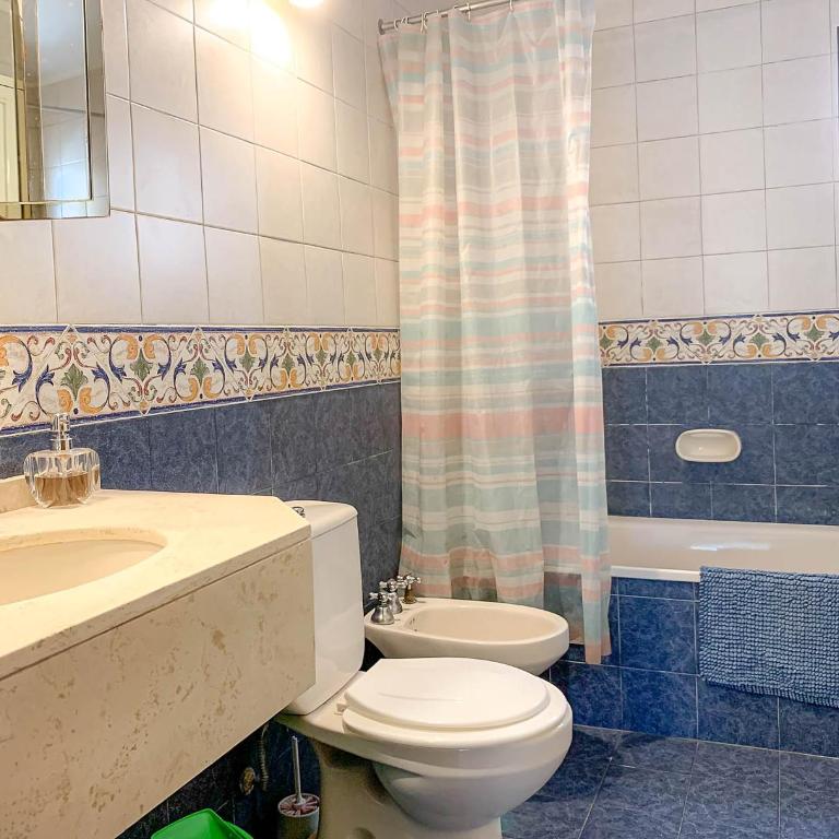 Casa Avellaneda I 12 pax - A 6 cuadras Arístides - Three-Bedroom House - 24