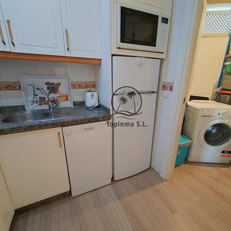 Cozy corner 2 bed apartment Island Puerto Marina - Apartamento - 28