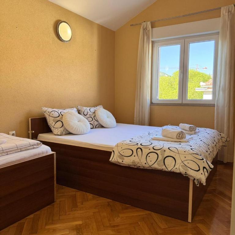 Central Stay Mostar - Triple Room - 3