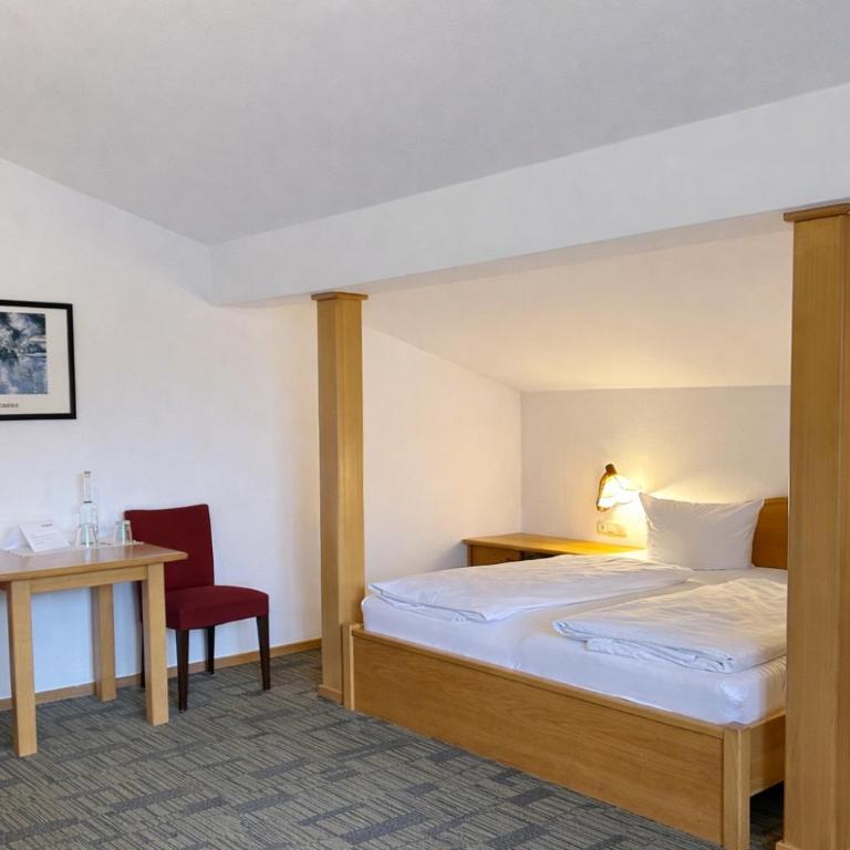 Landhotel Maiergschwendt inkl Chiemgaukarte - Familienzimmer mit Balkon - 3