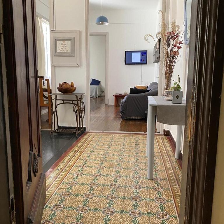 Art Deco Palace near La Rambla - Two-Bedroom Apartment - 4
