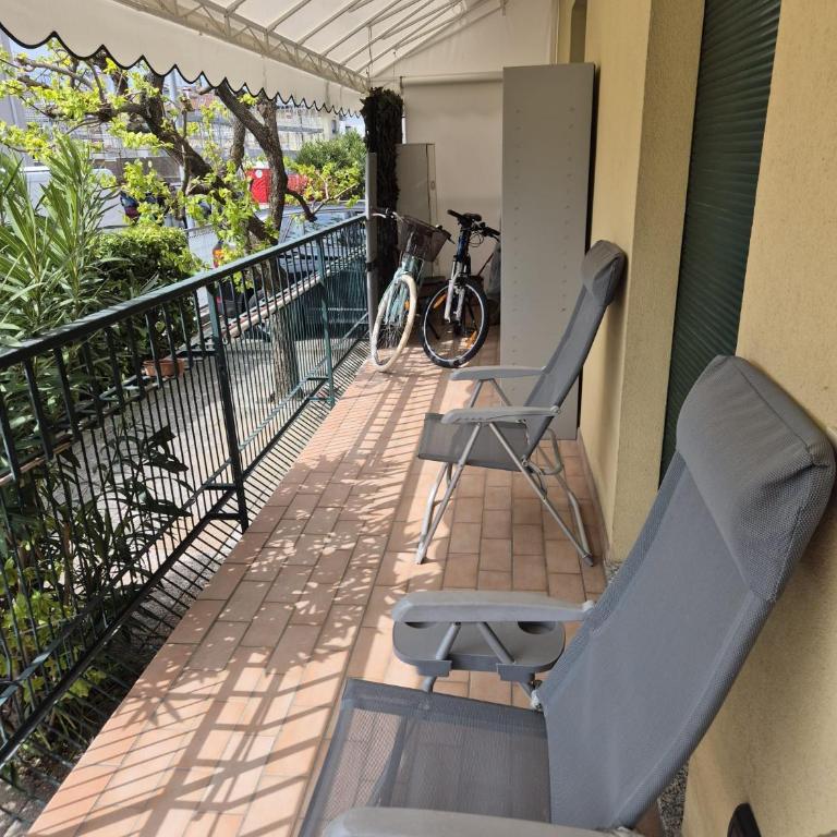 Cà delle Mimose - Appartamento con 2 Camere da Letto, Balcone e Terrazza - 8
