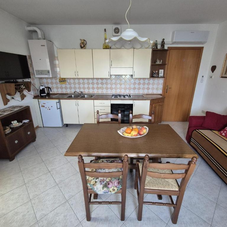Cà delle Mimose - Appartamento con 2 Camere da Letto, Balcone e Terrazza - 9