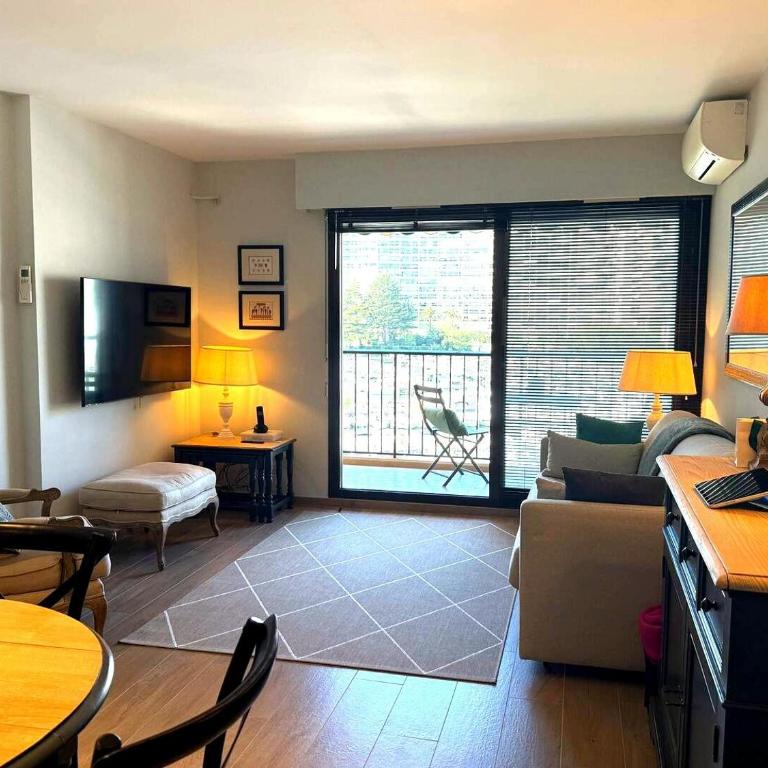 Magnifique T1 face au port, 2 piscines et golf ! - Appartement 1 Chambre - 2
