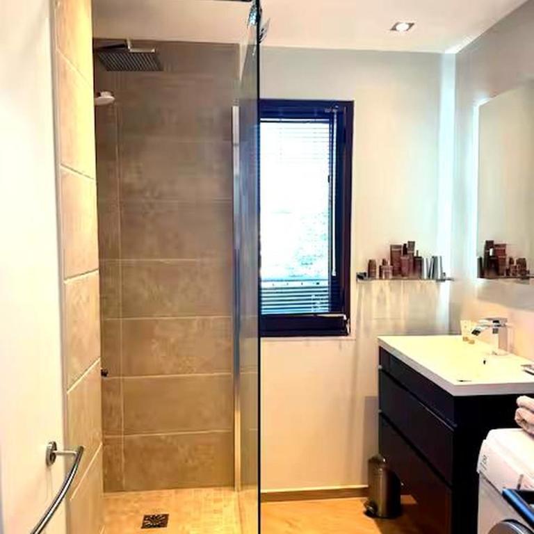 Magnifique T1 face au port, 2 piscines et golf ! - Appartement 1 Chambre - 9