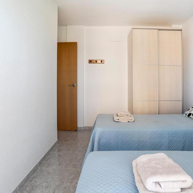 Apartamento céntrico en la playa con piscina. - Apartamento - 12