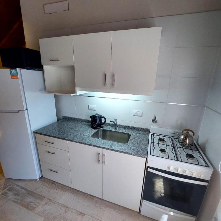 Bosque y Mar - Three-Bedroom House - 18