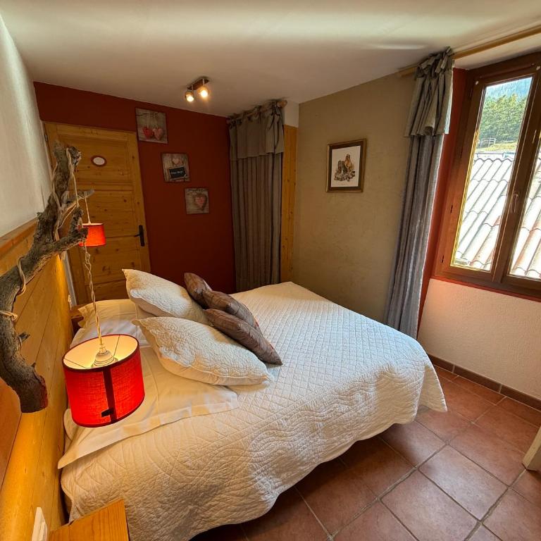 Le Presbytère du Val - Chambre Double avec Salle de Bains Privative - 9