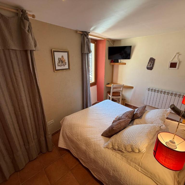 Le Presbytère du Val - Chambre Double avec Salle de Bains Privative - 8