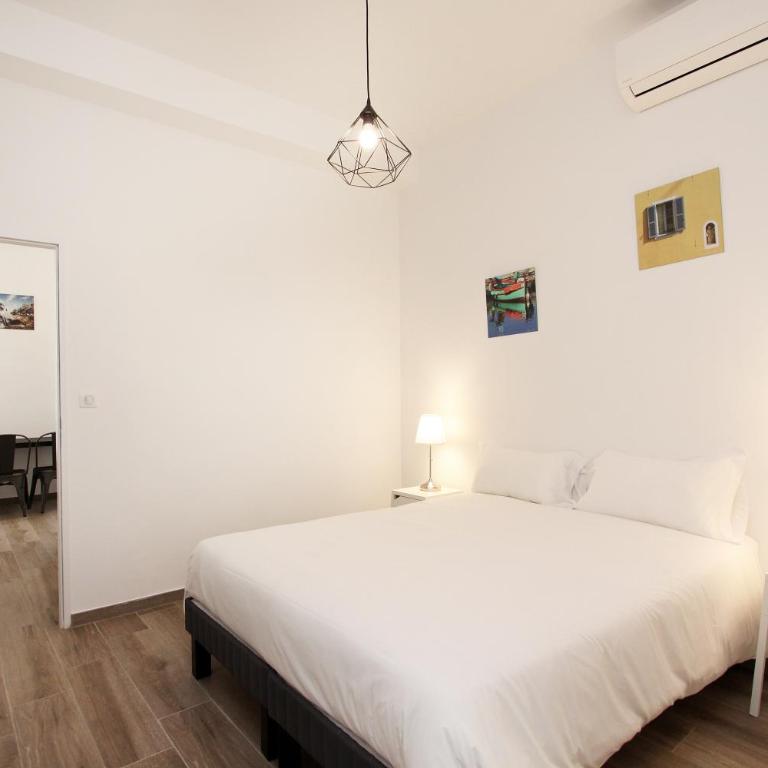 Appartements T2 Rue Conventionnel Chiappe, quartier Citadelle port - Appartamento con 1 Camera da Letto - 13