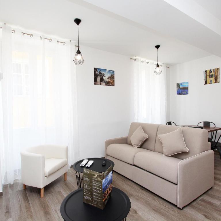 Appartements T2 Rue Conventionnel Chiappe, quartier Citadelle port - Appartamento con 1 Camera da Letto - 8