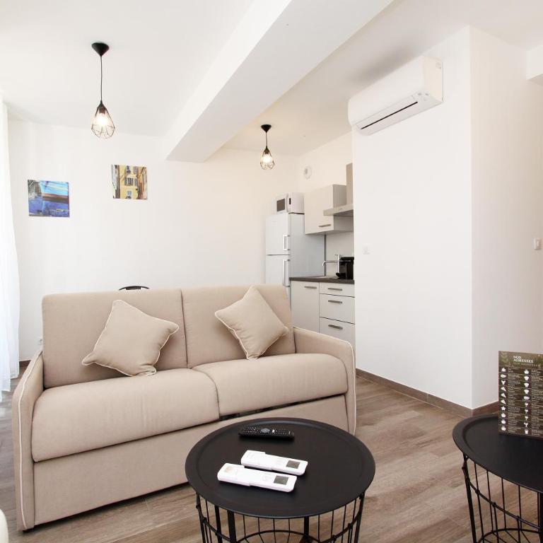 Appartements T2 Rue Conventionnel Chiappe, quartier Citadelle port - Appartamento con 1 Camera da Letto - 12