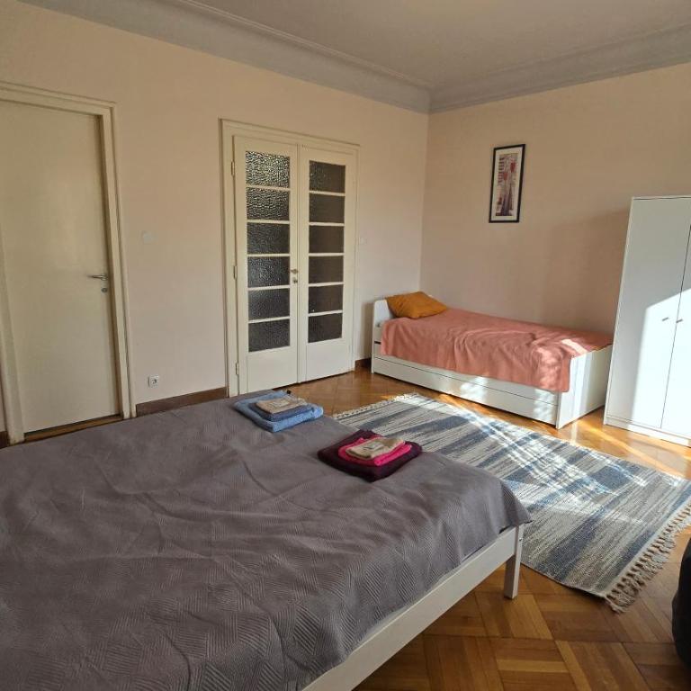 Old Town Echo - One-Bedroom Apartment with Balcony and City View - 14