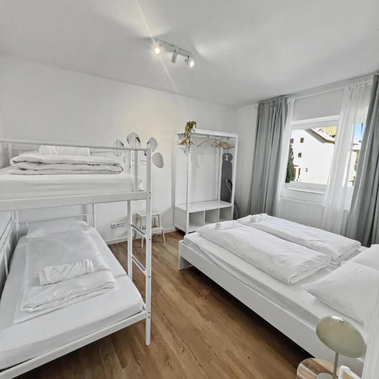 MEGHA Living - 2 Zimmer Appartments mit Küche - Zentral - Apartment - 18